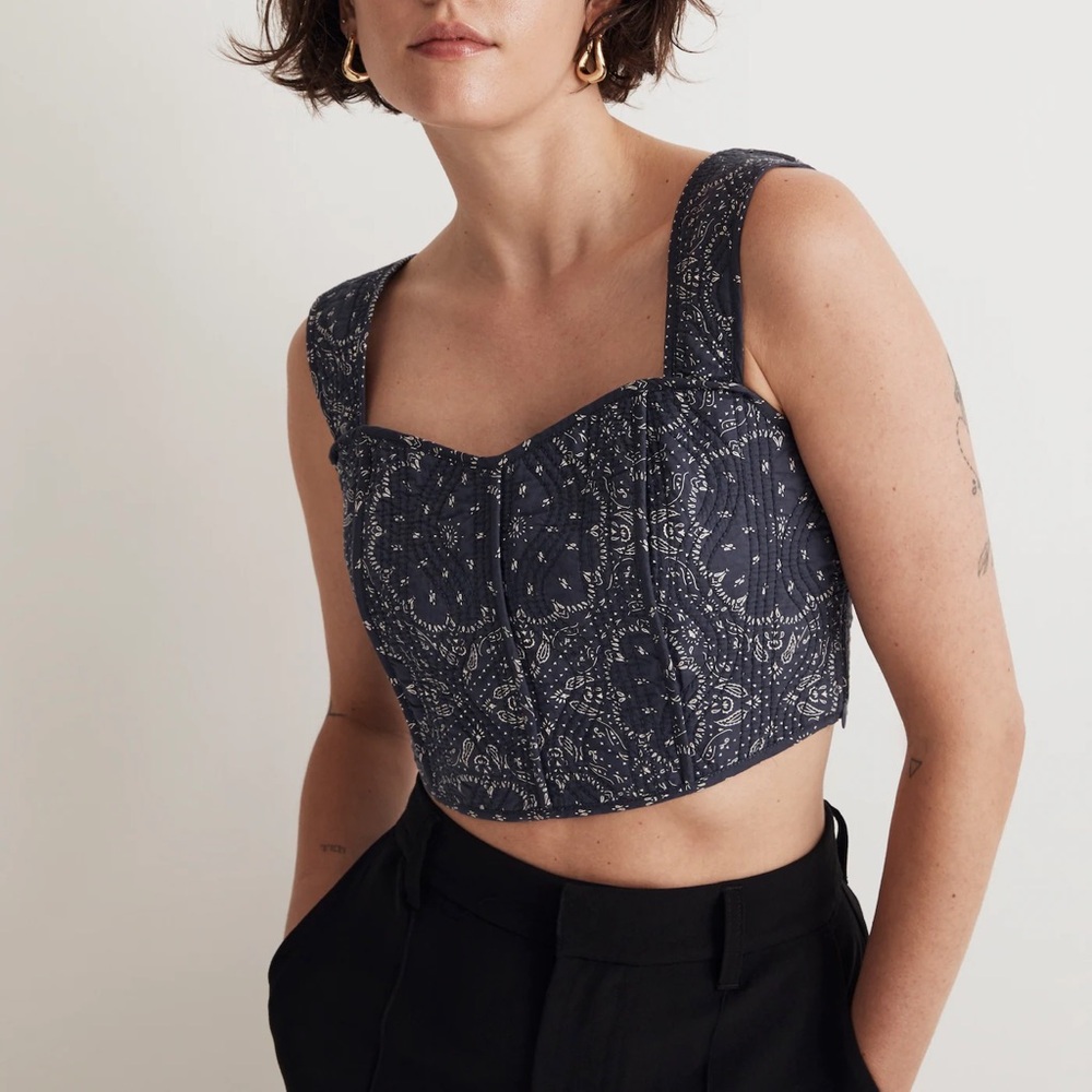 Madewell Quilted Sweetheart Crop Top in Nighttime Navy Blue White Paisley Print
